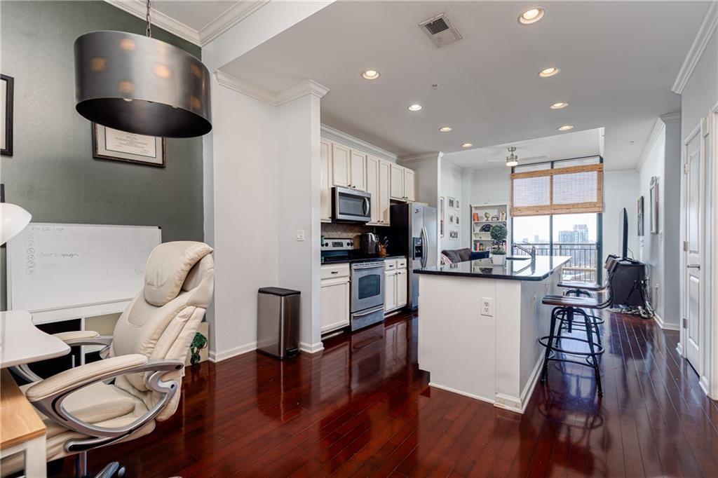 3040 Peachtree Rd. #1509, Atlanta, GA 30305