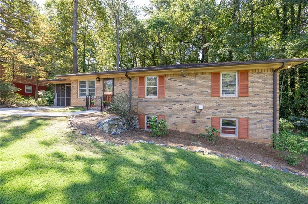 166 Hurt Dr., Smyrna, GA 30082