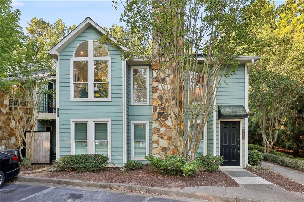 2005 Canyon Point Cir., Roswell, GA 30076