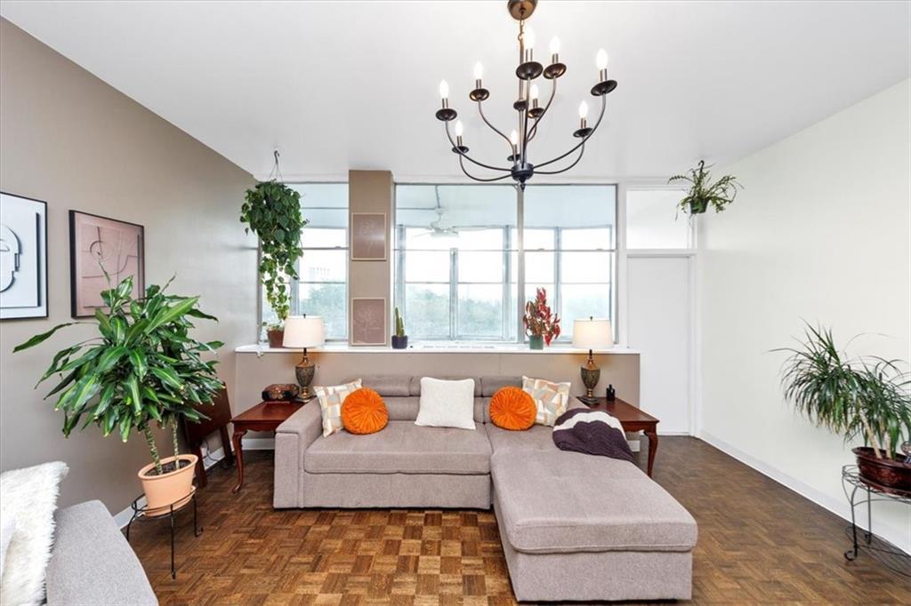 3060 Pharr Court North #423, Atlanta, GA 30305
