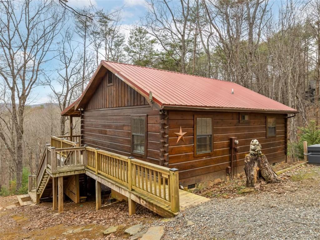 1350 Cherry Lake Dr., Blue Ridge, GA 30513