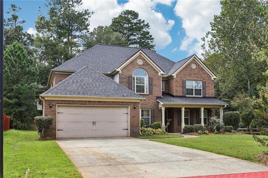 2802 Village Park Dr., Ellenwood, GA 30294