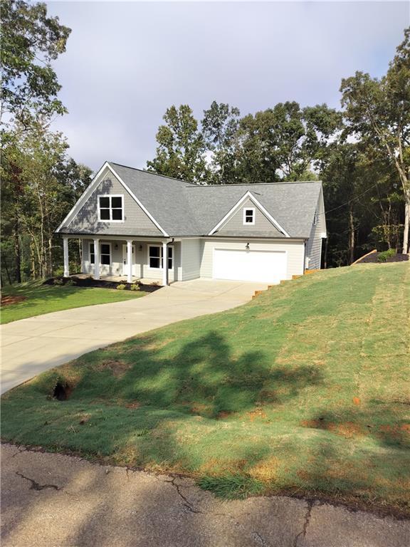 23 College Heights Pl., Franklin Springs, GA 30639