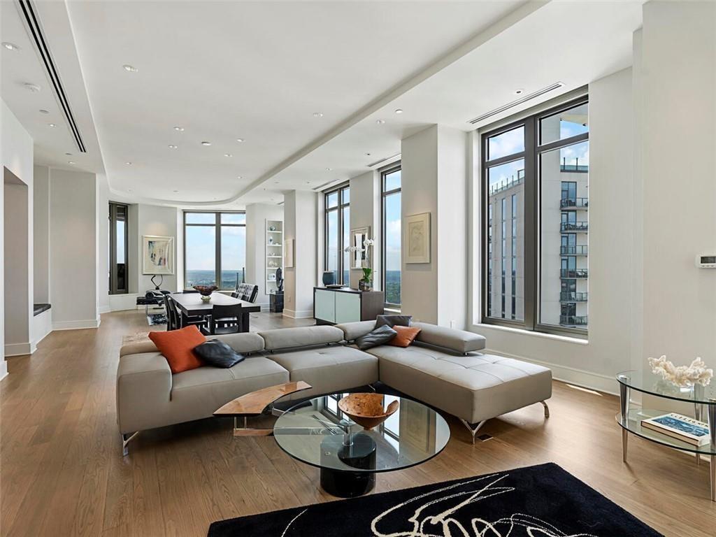 3376 Peachtree Rd. #44B, Atlanta, GA 30326