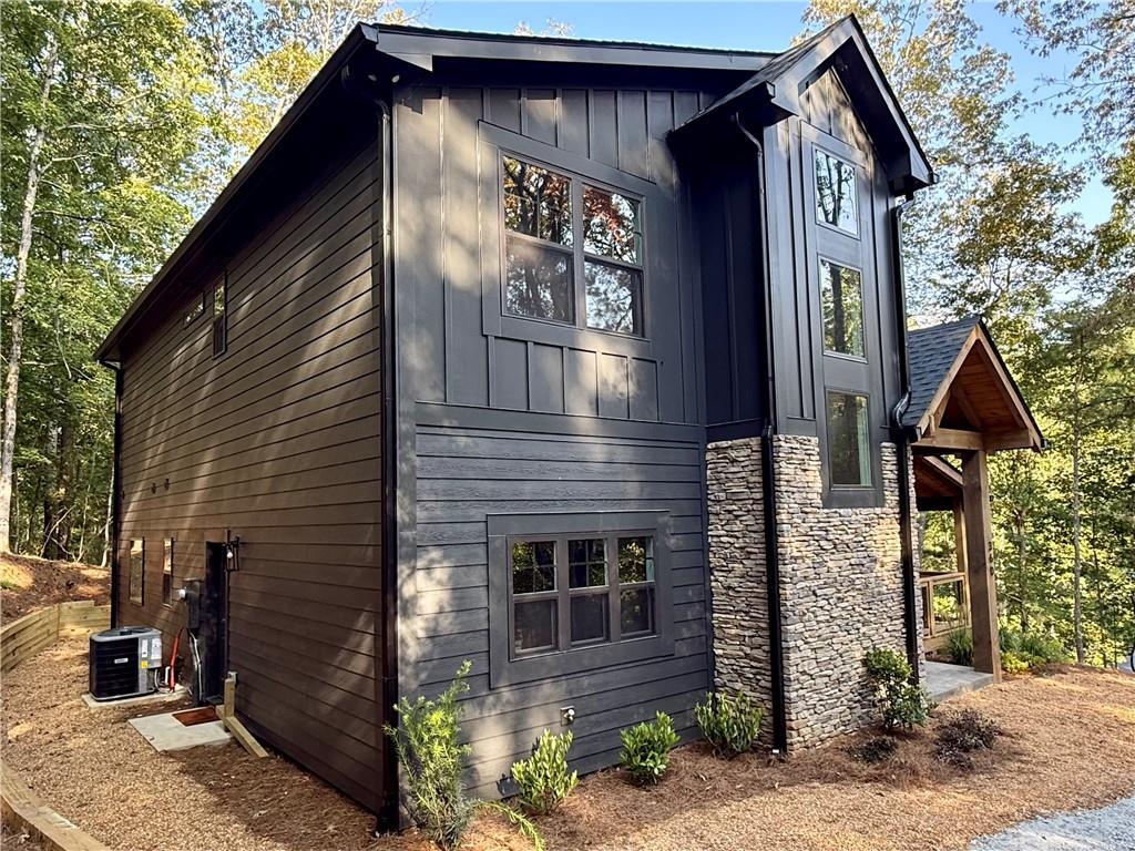 360 Eagle Mountain Dr., Ellijay, GA 30540