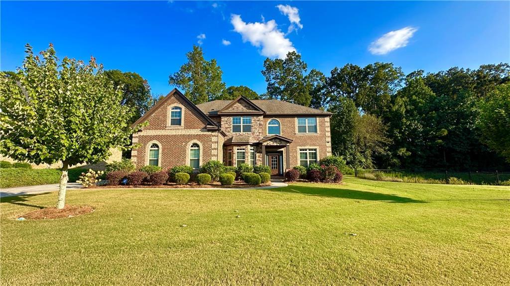 3594 Hedgestone Ln., Snellville, GA 30078