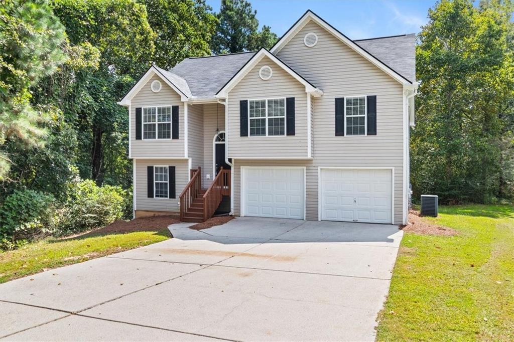 4851 Daintree Ct., Flowery Branch, GA 30542