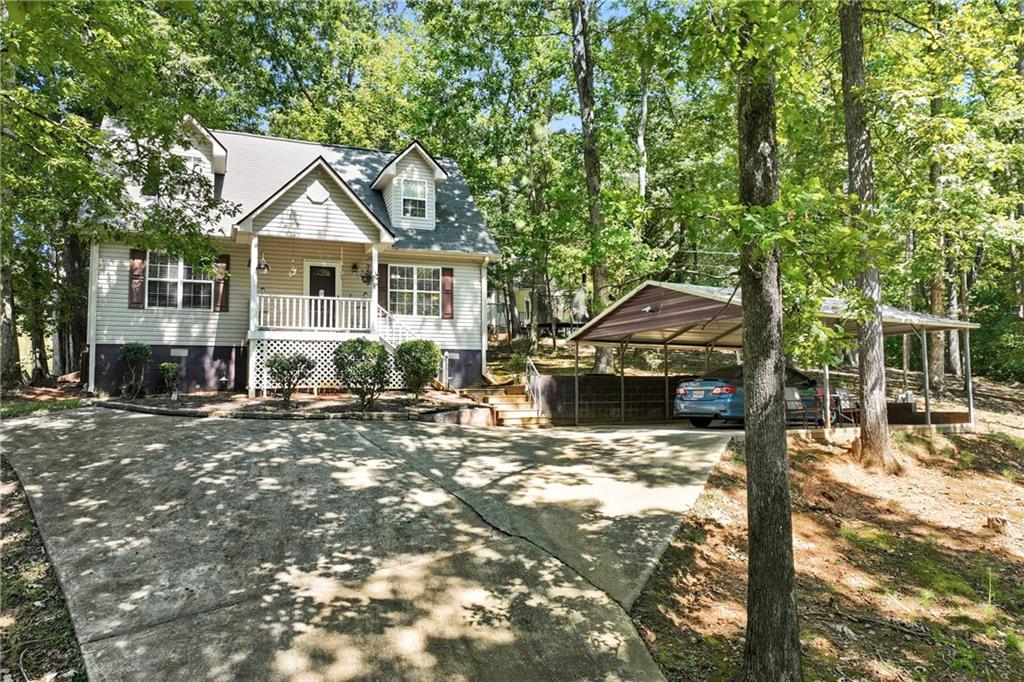 2890 Navajo Cir., Gainesville, GA 30501