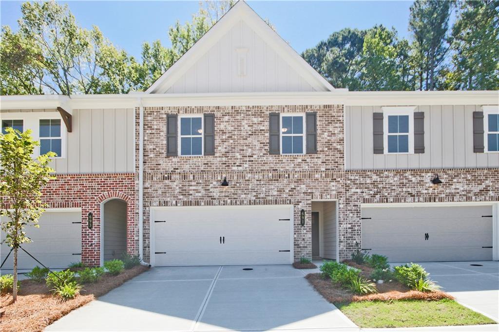 691 Sunstone Ln., Lawrenceville, GA 30043