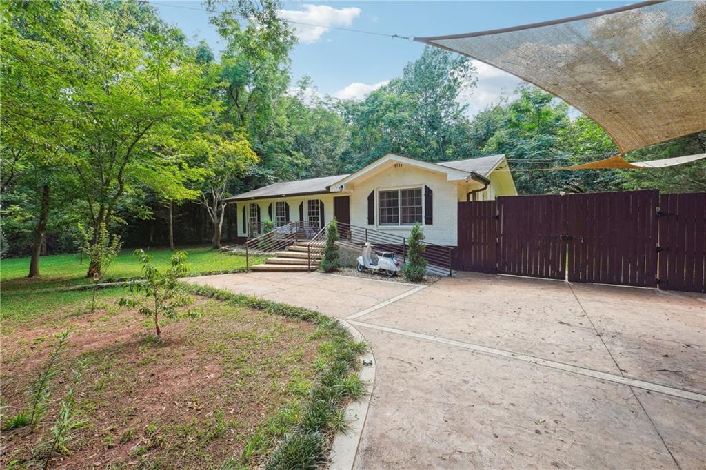 51 Rountree Rd., Riverdale, GA 30274