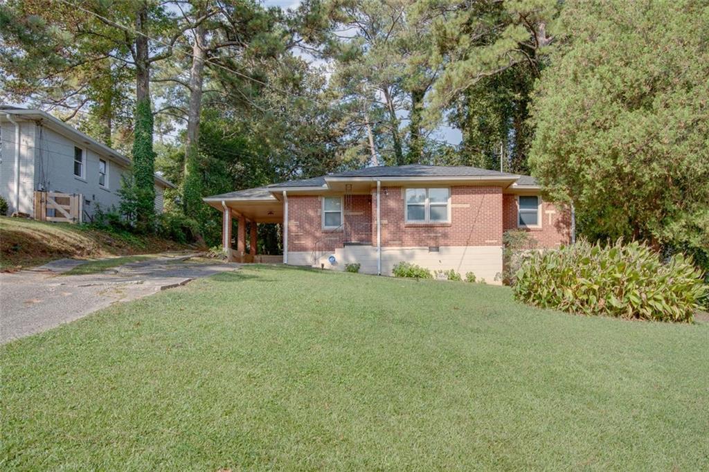 2243 Mark Tr., Decatur, GA 30032