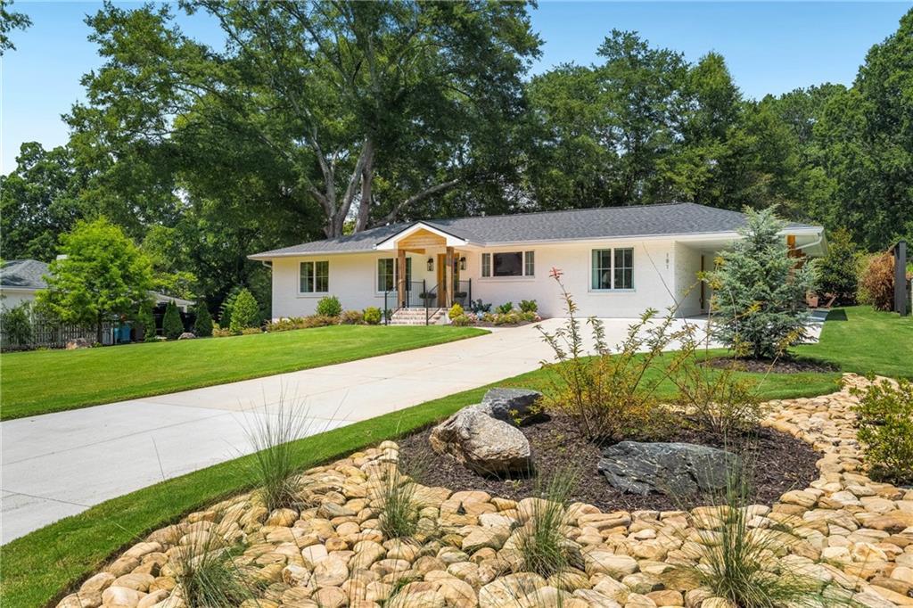 181 Brook Dr., Alpharetta, GA 30009