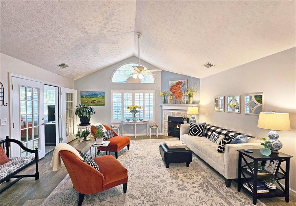 3766 Vineyards Lake Cir., Kennesaw, GA 30144