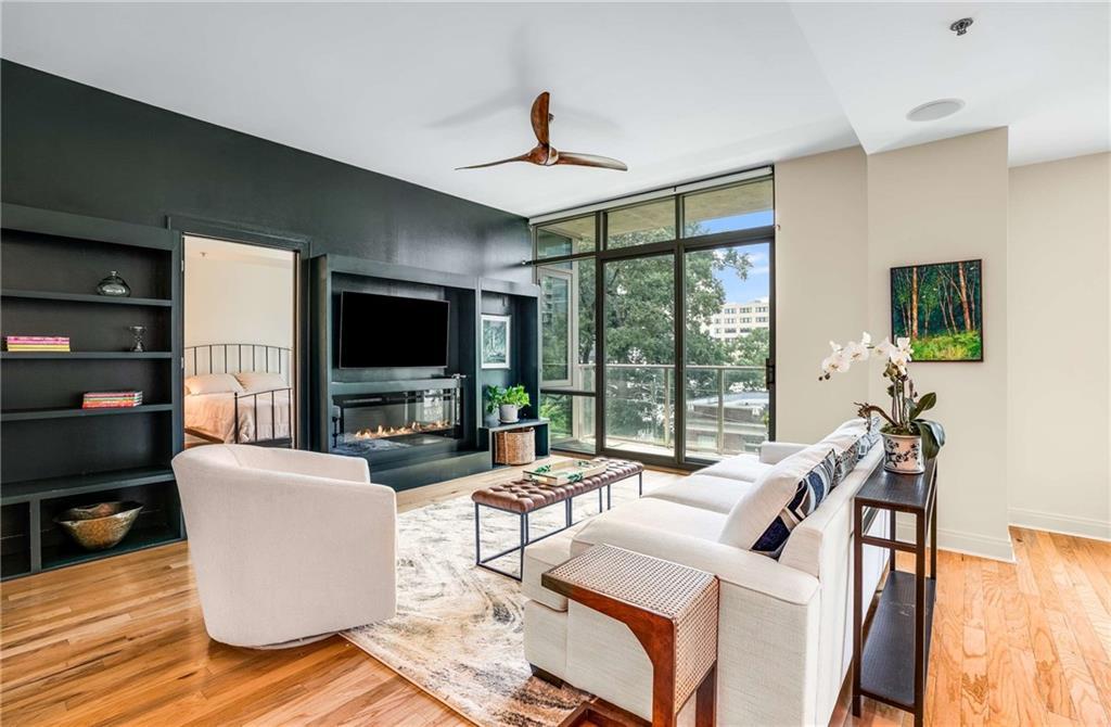 905 Juniper St. #512, Atlanta, GA 30309