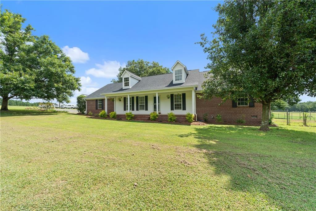 299 Colvin Rd., Forsyth, GA 31029