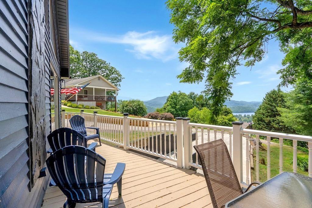 427 Mountain Dr., Hiawassee, GA 30546