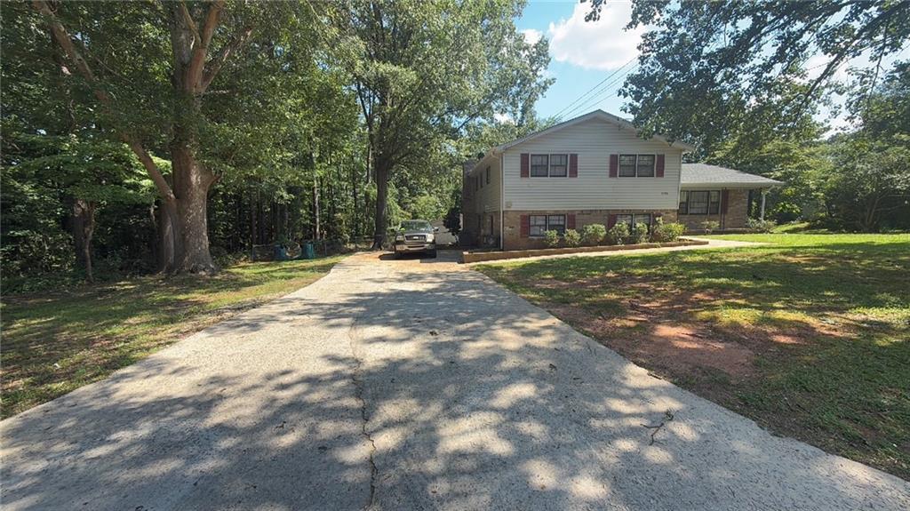 1343 Burbank Tr., Morrow, GA 30260