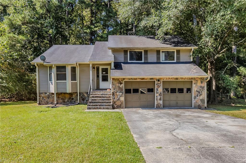 6785 Peppermill Ln., Atlanta, GA 30349