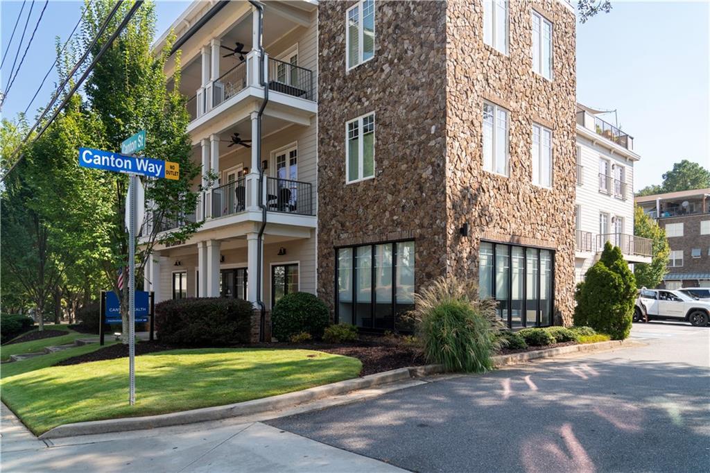 108 Canton Way, Roswell, GA 30075