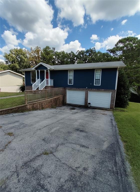 54 Crest Cir., Ringgold, GA 30736