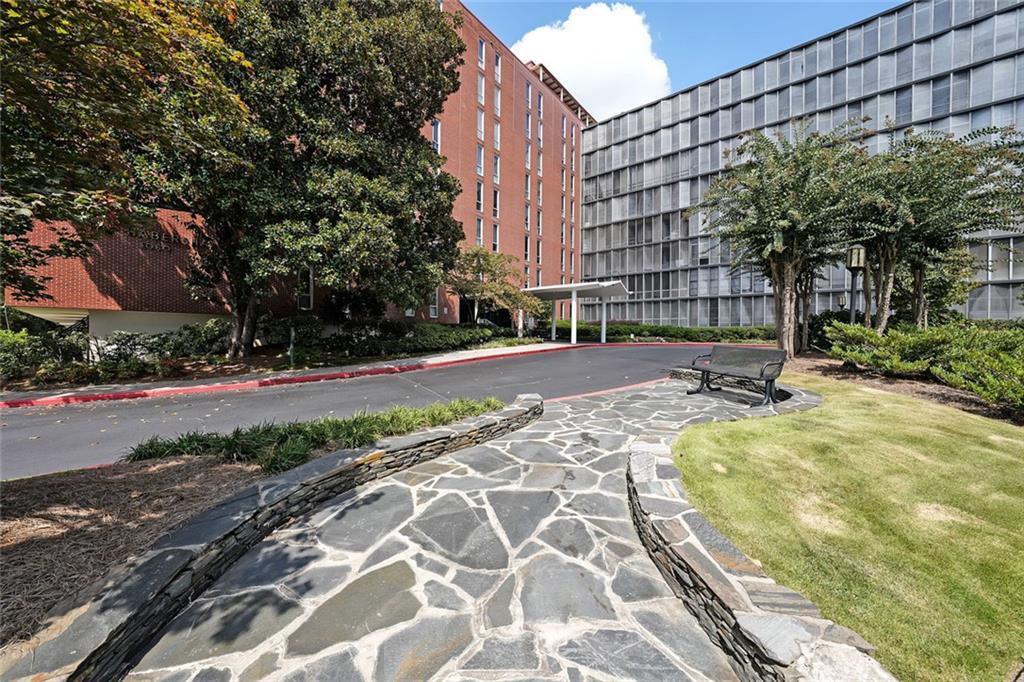 3060 Pharr Rd. #114, Atlanta, GA 30305