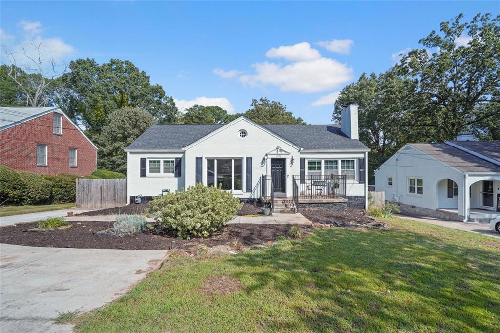 1370 Centra Villa Dr., Atlanta, GA 30311