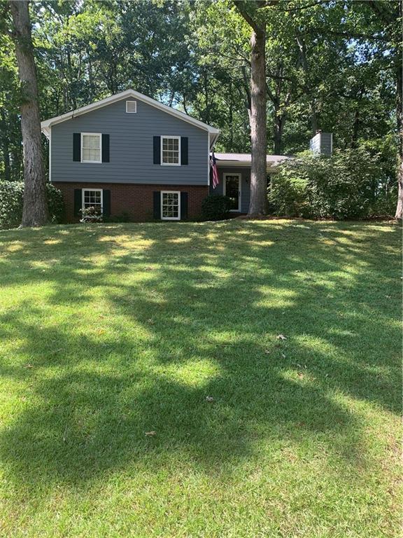 2210 Grayfield Dr., Grayson, GA 30017