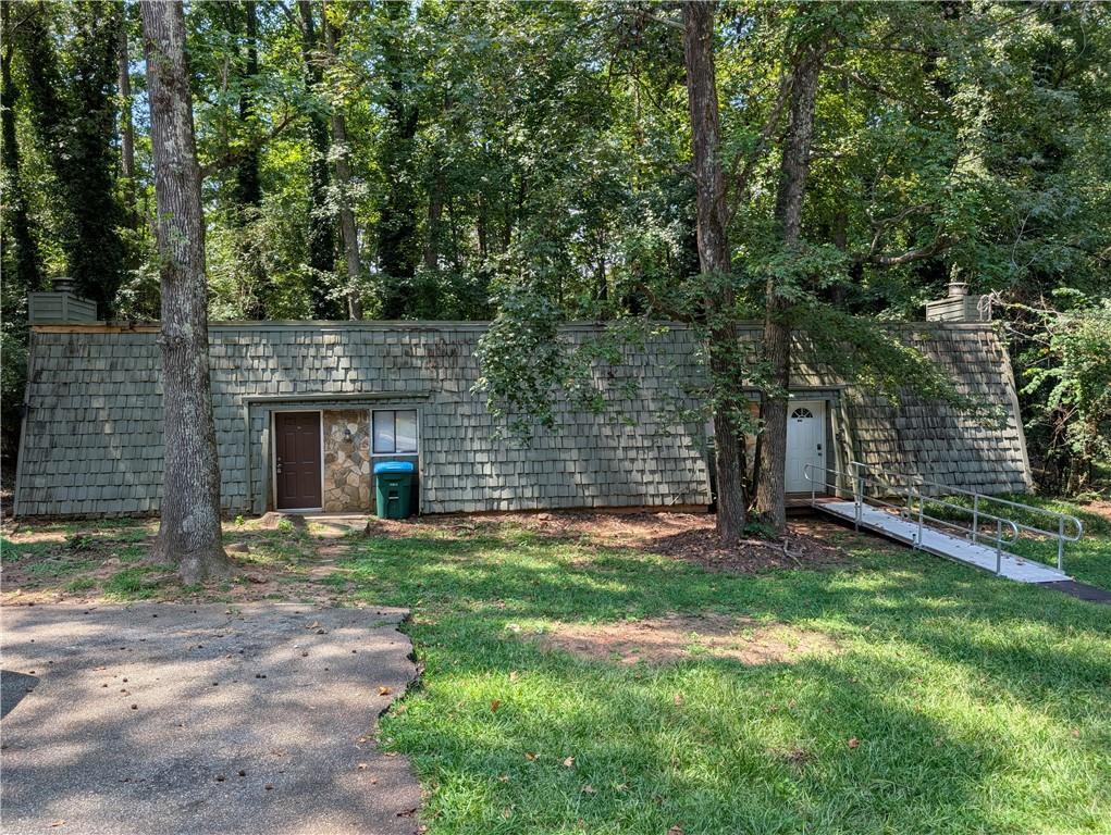 530 Rustwood Dr., Athens, GA 30606