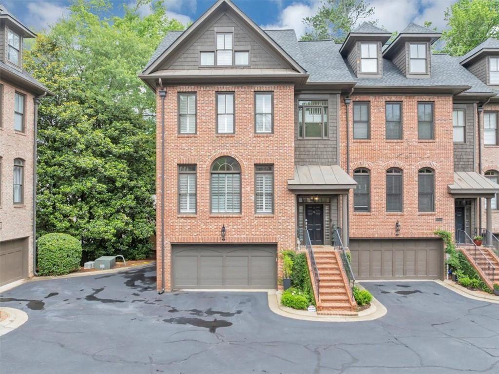 4222 Rickenbacker Dr., Atlanta, GA 30342