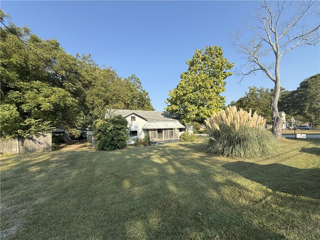 1948 Benson Ave., Smyrna, GA 30080