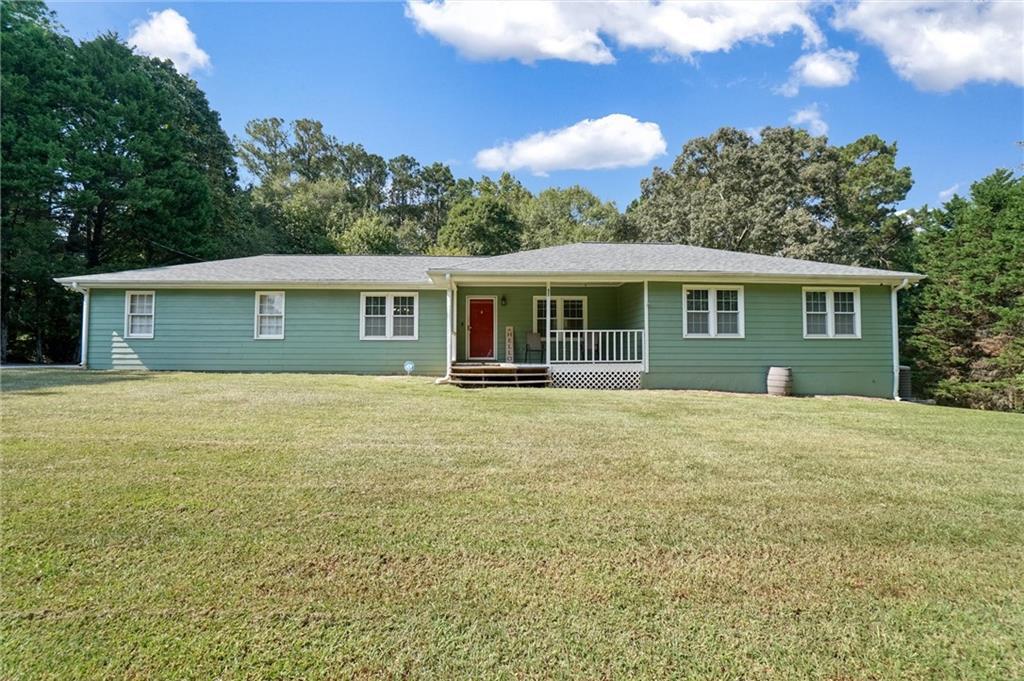 2681 Round Ridge Rd., Loganville, GA 30052