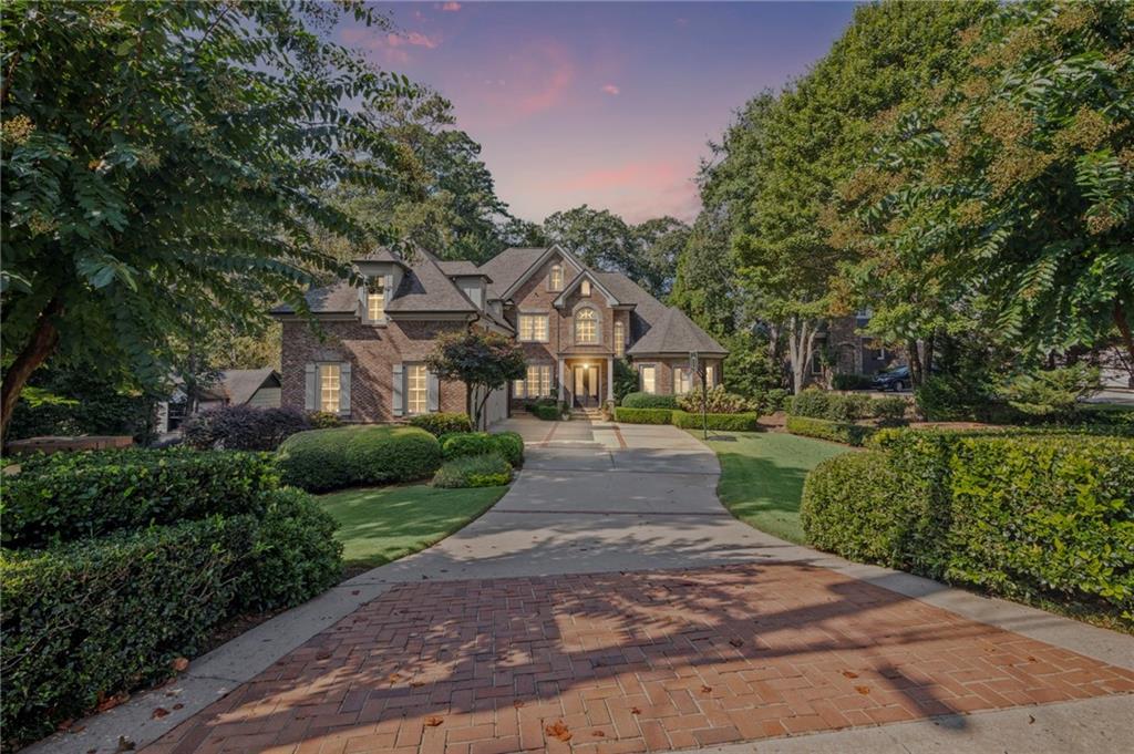 4724 Dudley Ln., Atlanta, GA 30327