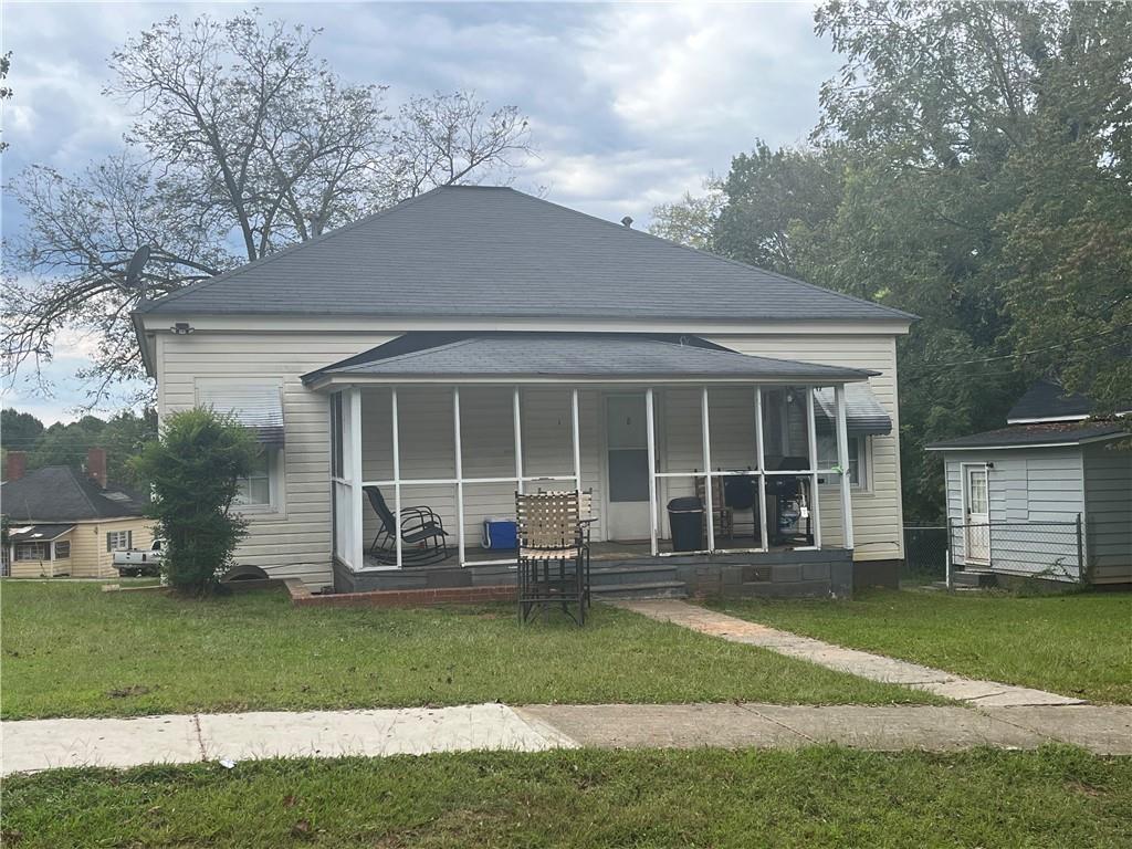 8 Elm St., Porterdale, GA 30014