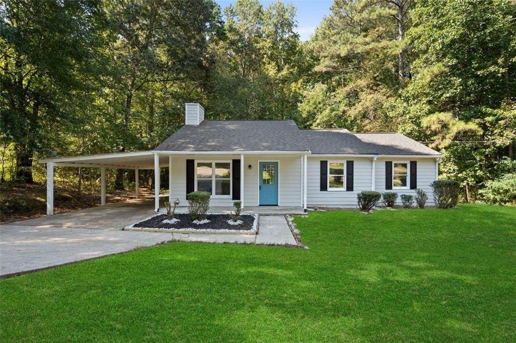 319 Chimney Trace Dr., Winder, GA 30680