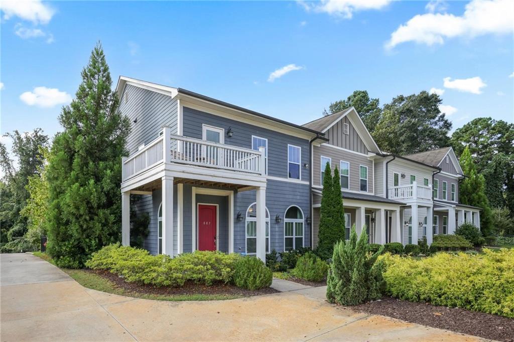 887 Proctor Oaks St., Atlanta, GA 30318