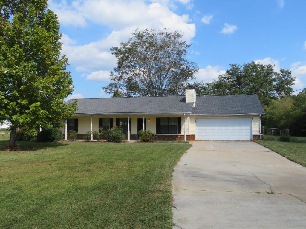 30 Oak Wood Ln., Covington, GA 30016