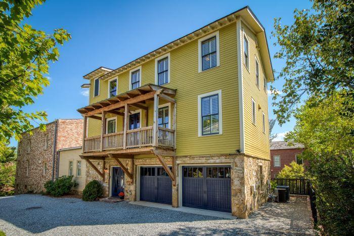49 Sloan St., Roswell, GA 30075