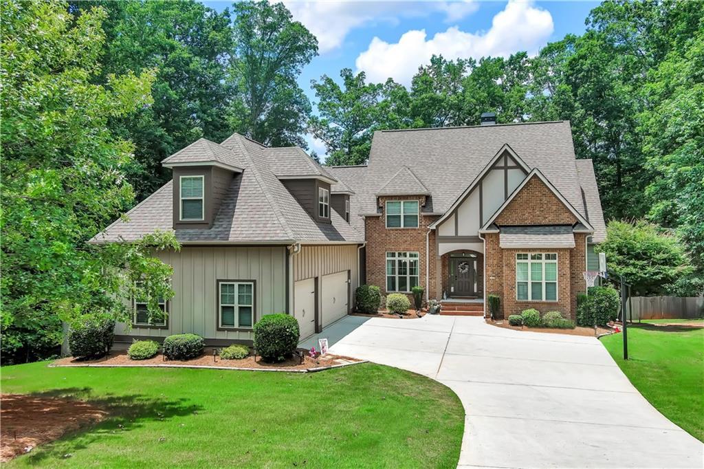 121 Walden Pond Tr., Senoia, GA 30276