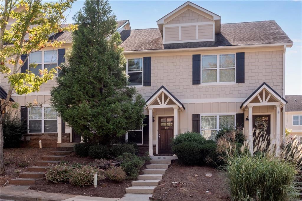 209 Center Park Ln., Athens, GA 30605