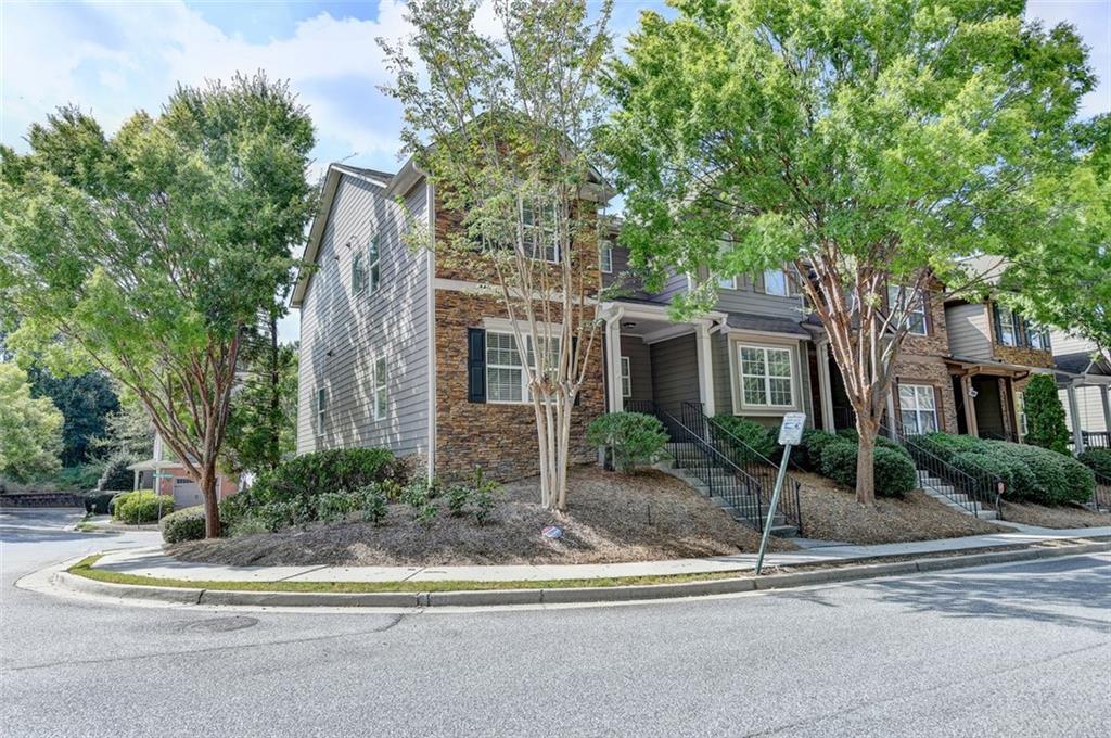 5245 Whiteoak Ave., Smyrna, GA 30080
