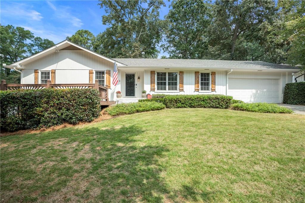 220 Alpine Dr., Roswell, GA 30075