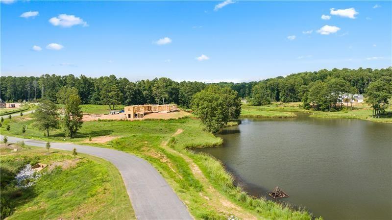 1070 Homestead Dr., Milton, GA 30004