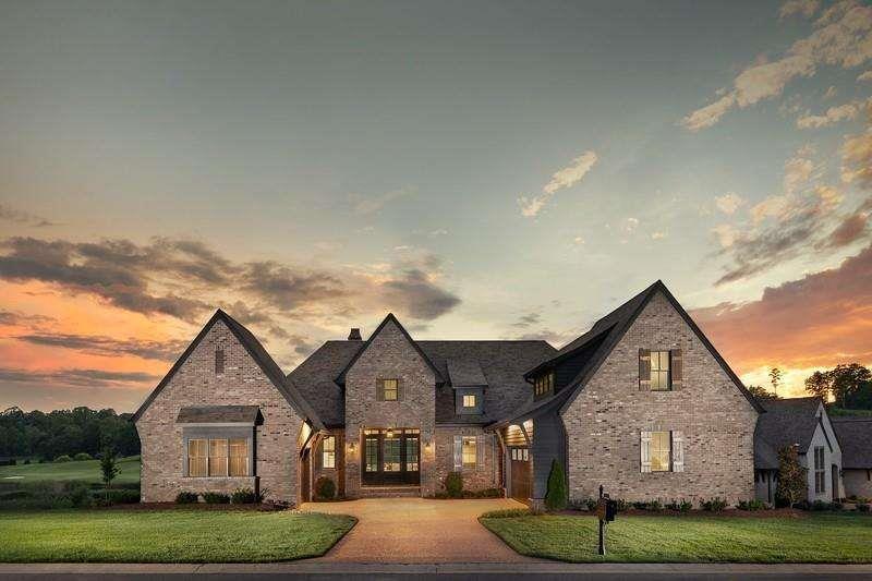 2655 Club Dr., Gainesville, GA 30506