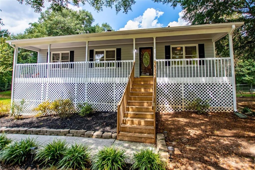 58 Riverchase Dr., Villa Rica, GA 30180