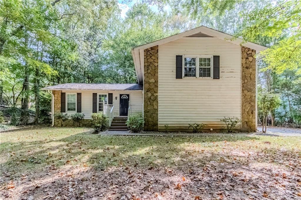 1075 Forest Heights Rd., Stone Mountain, GA 30083