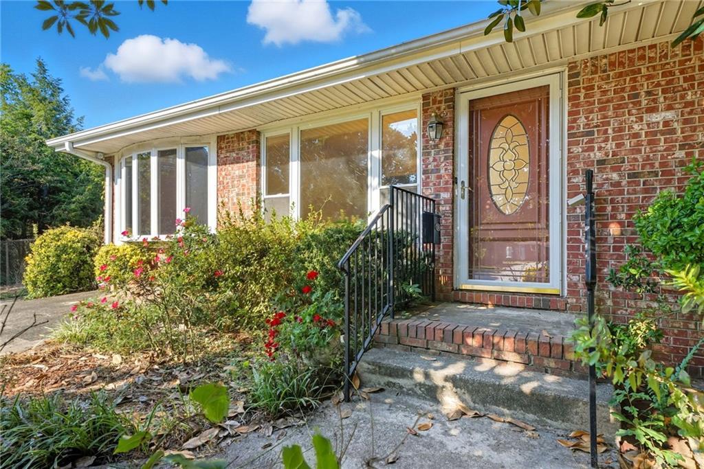 105 Mercer Ct., Jonesboro, GA 30236