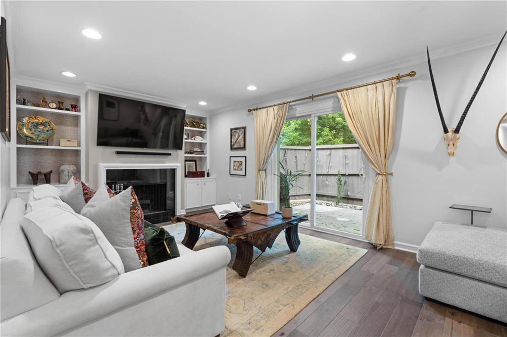 33 Ivy Tr., Atlanta, GA 30342