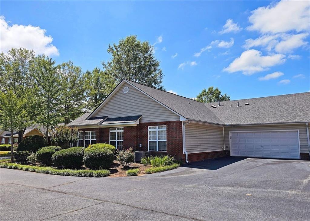 3792 Villa Springs Cir., Powder Springs, GA 30127