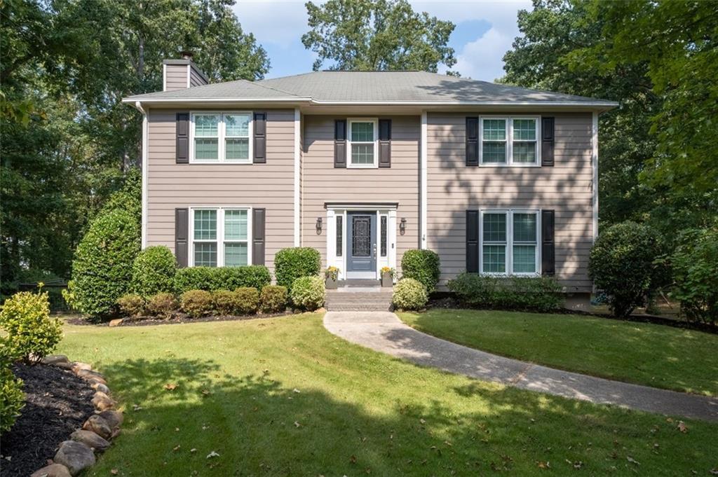 4717 Crest Knoll Dr., Mableton, GA 30126