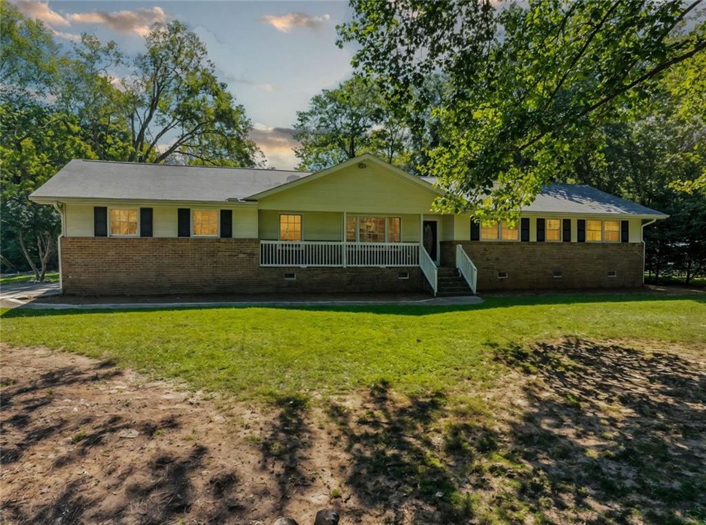 2148 Santa Fe Tr., Snellville, GA 30078